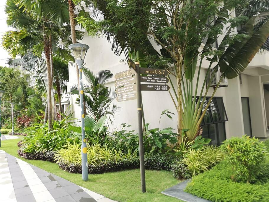 Country Garden Bay Point Homestay By Easyhomestay Johor Bahru Bagian luar foto